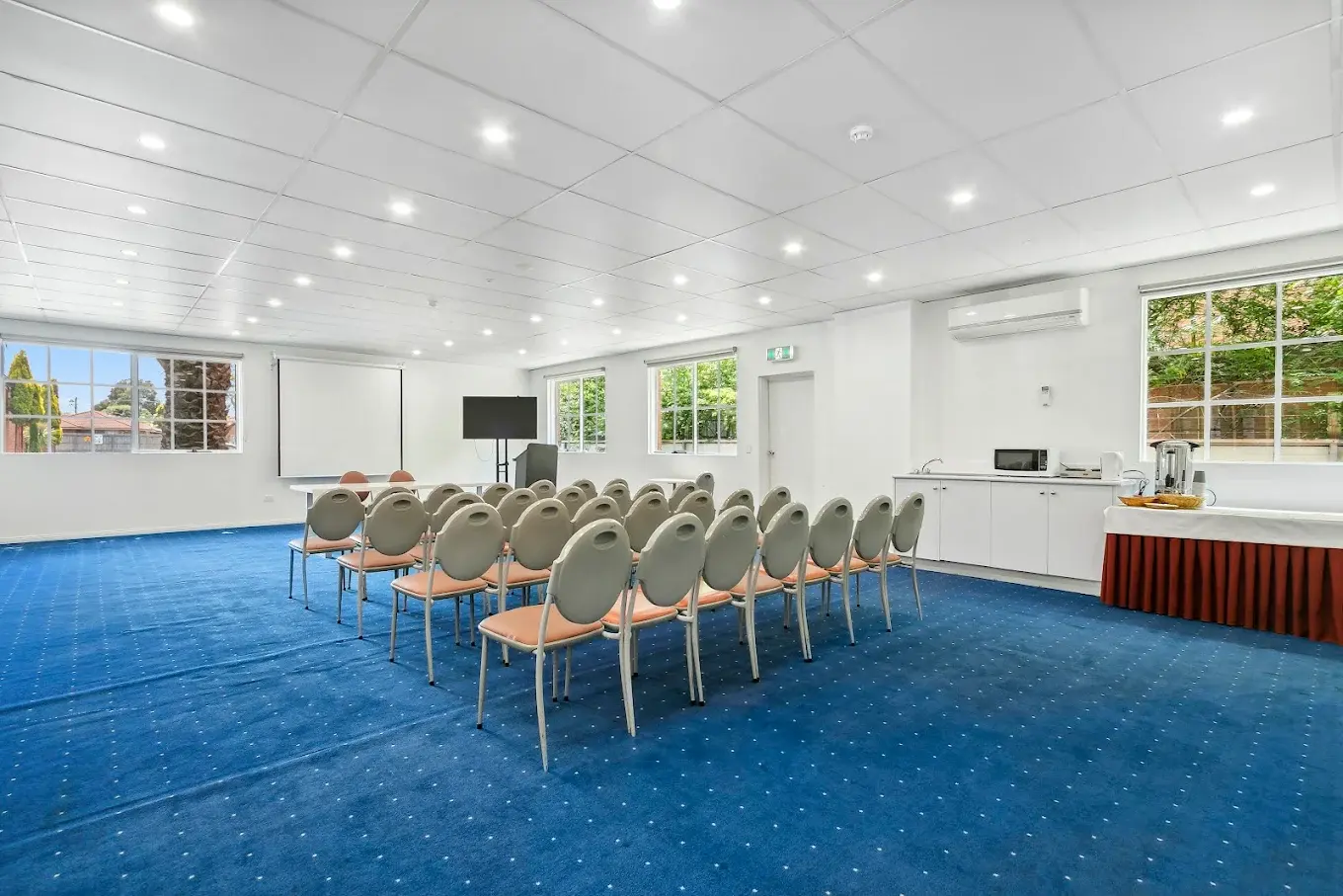 Comfort Hotel Dandenong Training Room